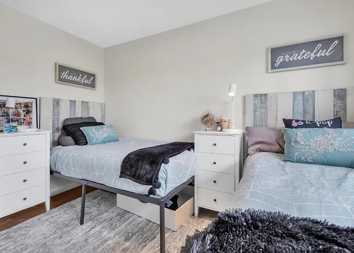Ultimate Oceanside Retreat | Tower 9 Across From The Beach